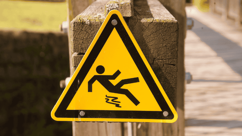 Trips and Slips – Kayma ve düşmeler basit görünse de ciddi sonuçlar doğurur